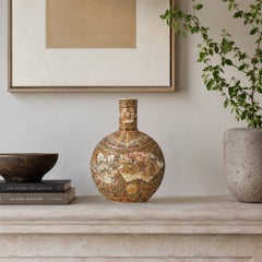Vaso "Satsuma Moonflask" del periodo Meiji, realizzato da Kawai