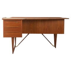 Boomerang Desk, Peter Løvig Nielsen