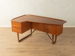 Boomerang Desk, Peter Løvig Nielsen