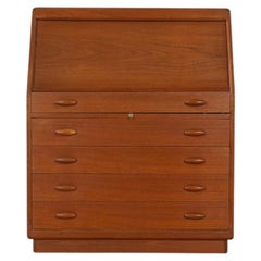 1980s bureau, Dyrlund