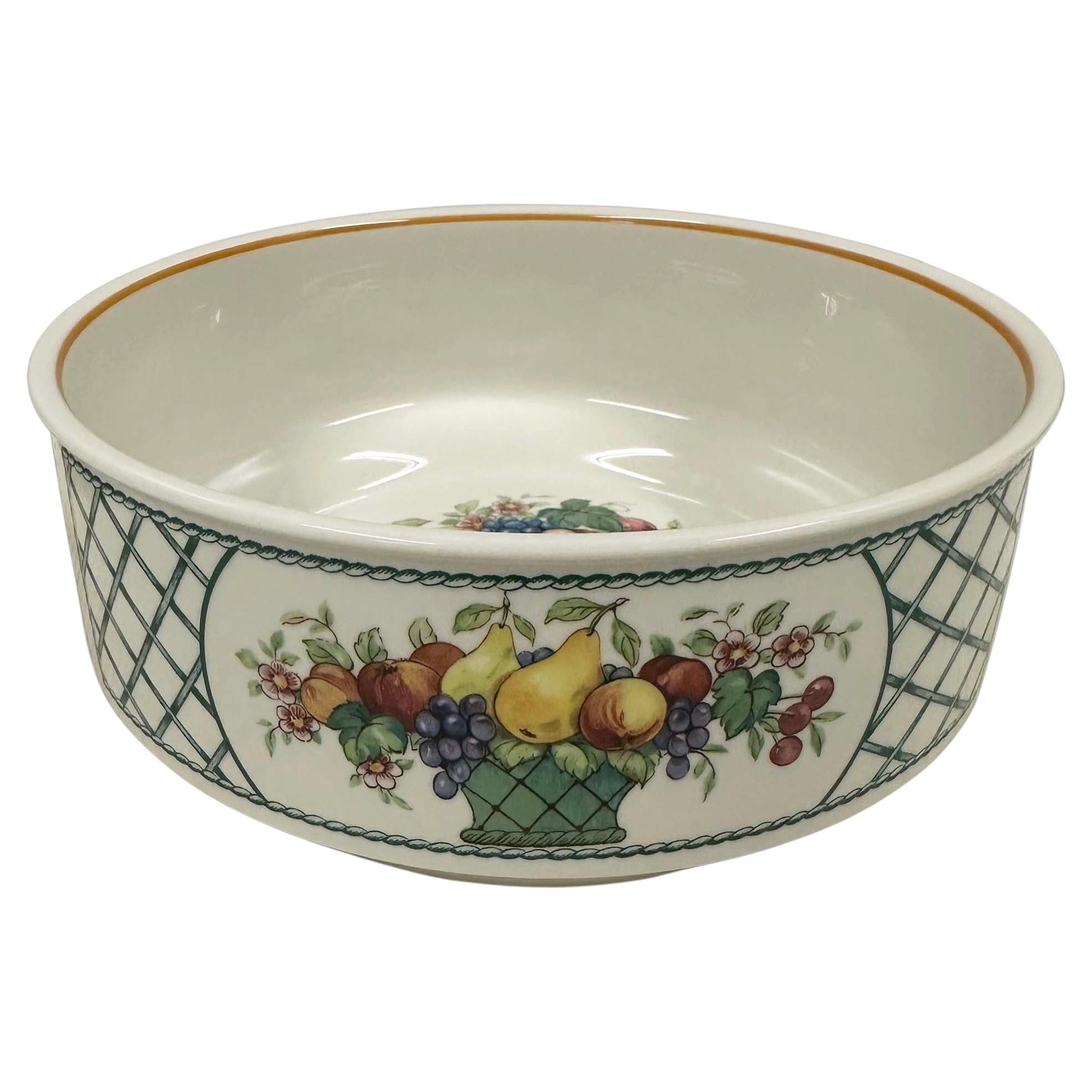 Vintage Porcelain serving bowl in the "Basket" pattern by Villeroy & Boch.