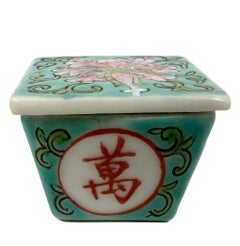 Antique Chinese Porcelain Condiment set with 4 matching mother of Pearl spoons