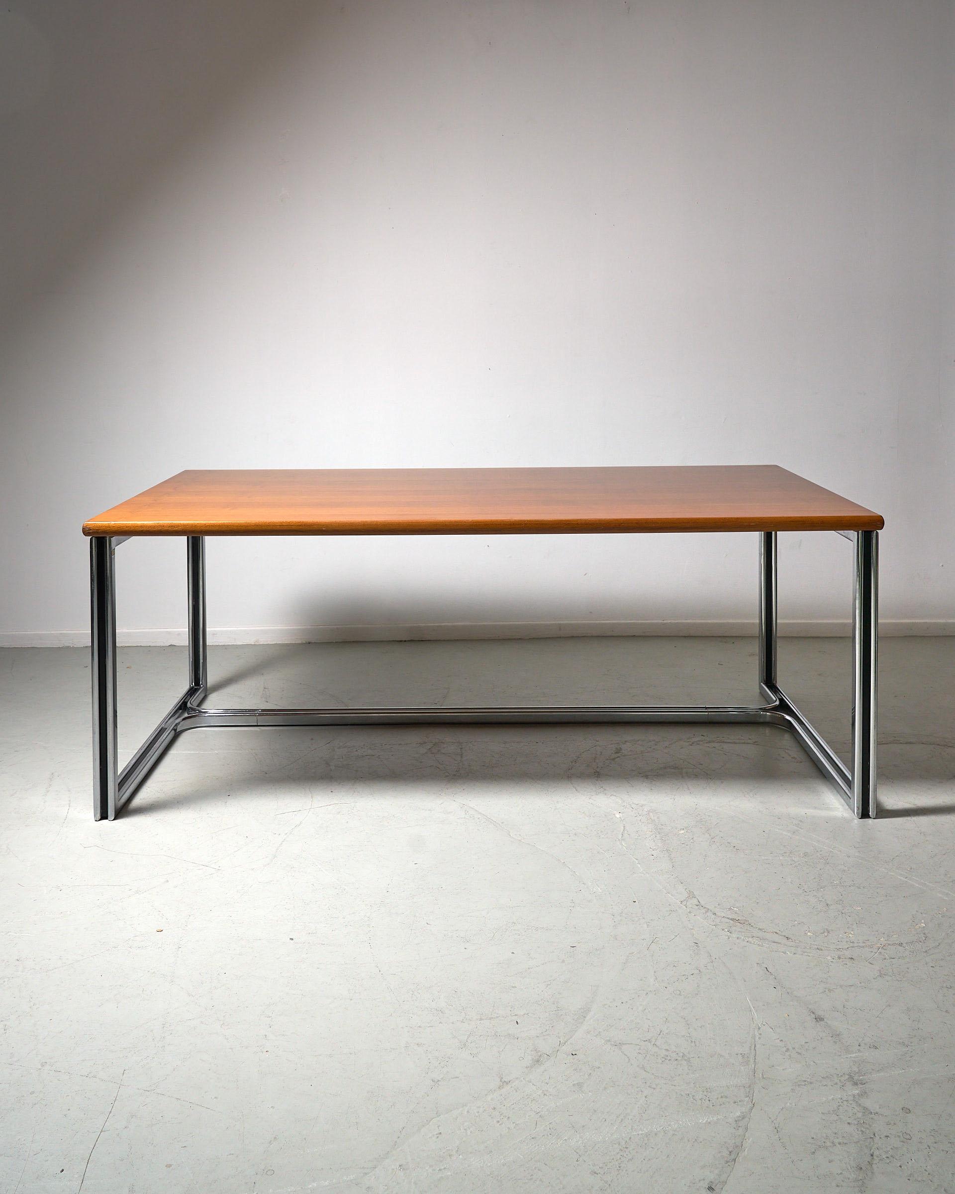 Large desk by Gastone Rinaldi for Thema Italy For Sale 1