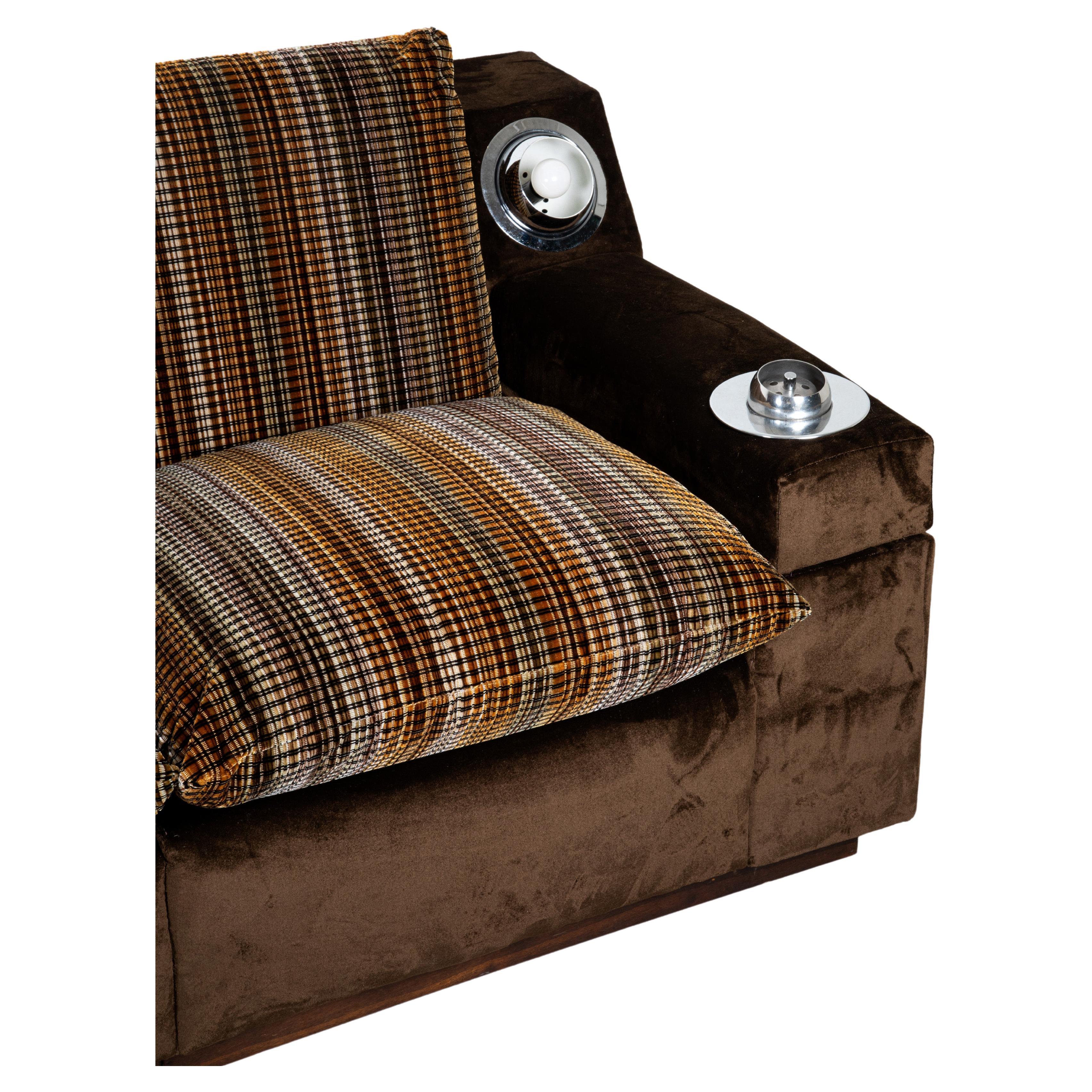 Canapé moderne du milieu du siècle en bois et velours Rubelli et tissu Pierre Frey en vente