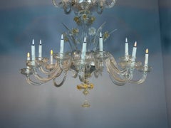 Venetian chandelier made of gilded Murano glass, 24 lights, three tiers, around