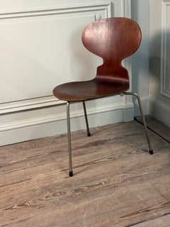 Arne Jacobsen for Fritz Hansen, 'Ant' chair, model 3100, three legs