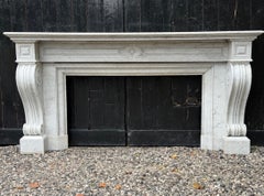 Large Charles X fireplace in white Carrara marble, 19th century