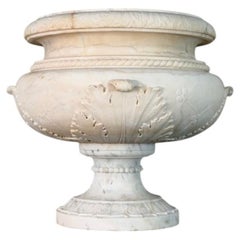 Neoclassical basin in white Carrara marble, Italy, late 18th–early 19th century