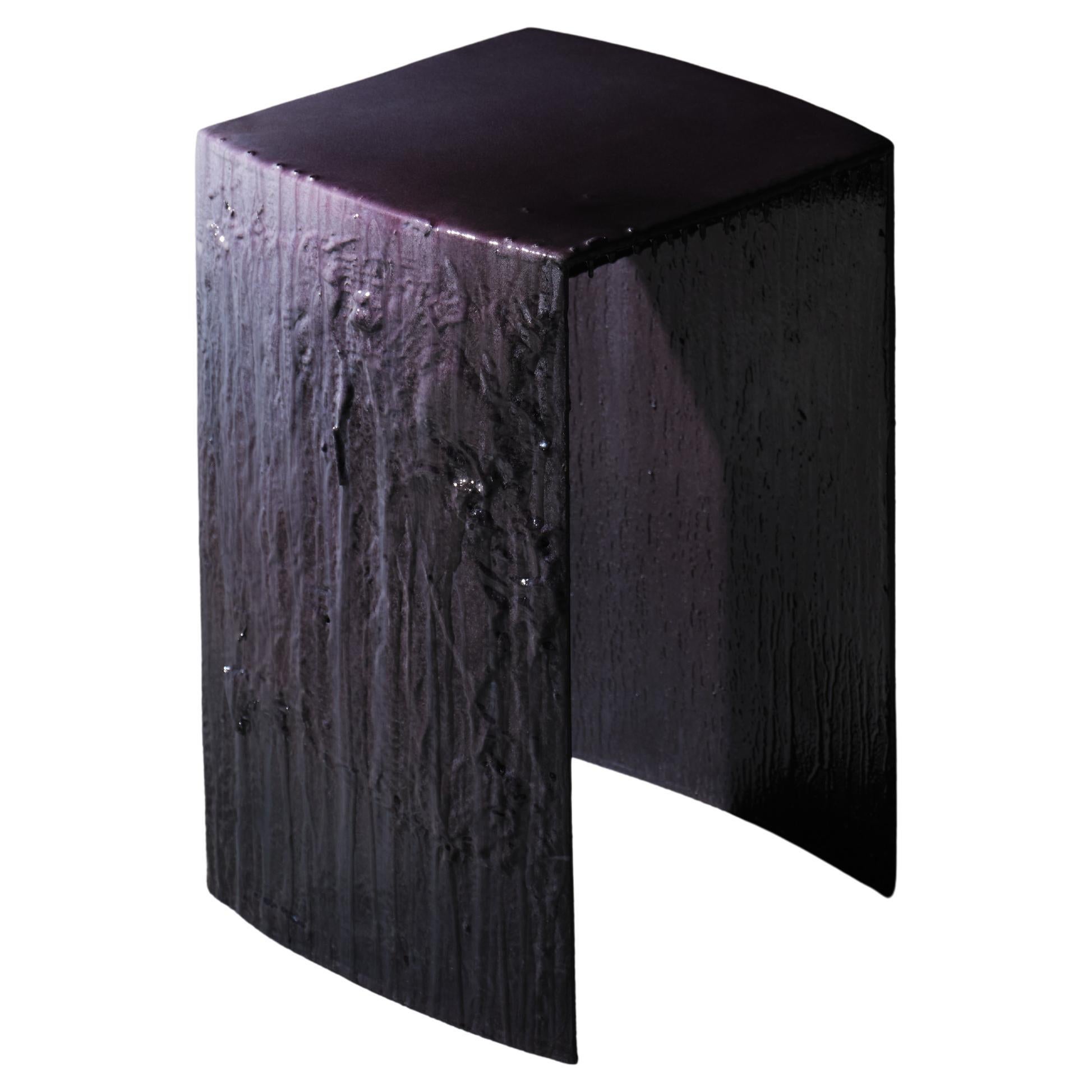 Sgabello contemporaneo unico nel suo genere Russian Violet