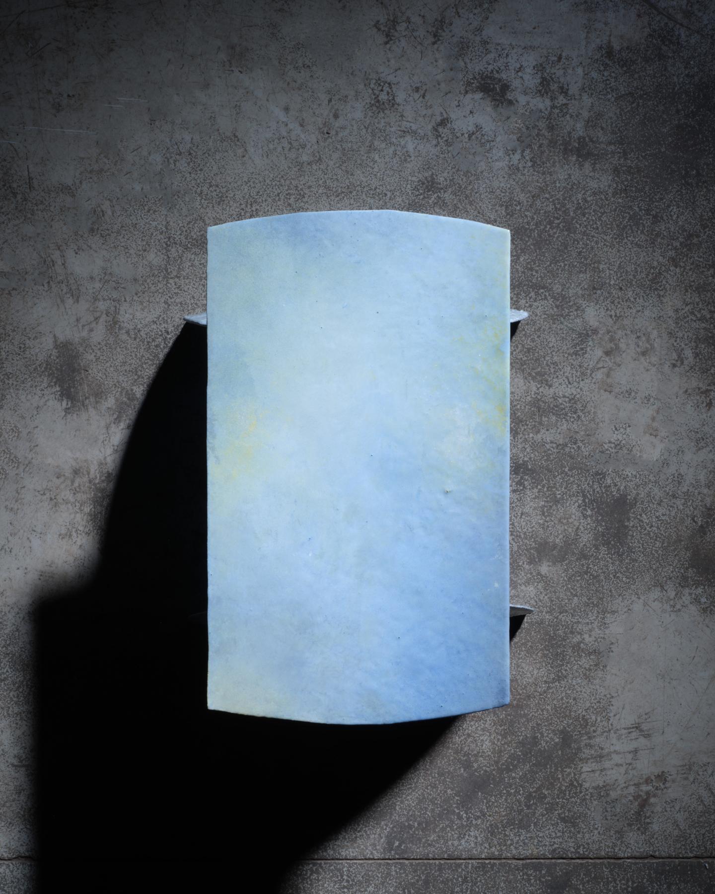 Taburete amanecer de porcelana contemporáneo único en su género en venta 1