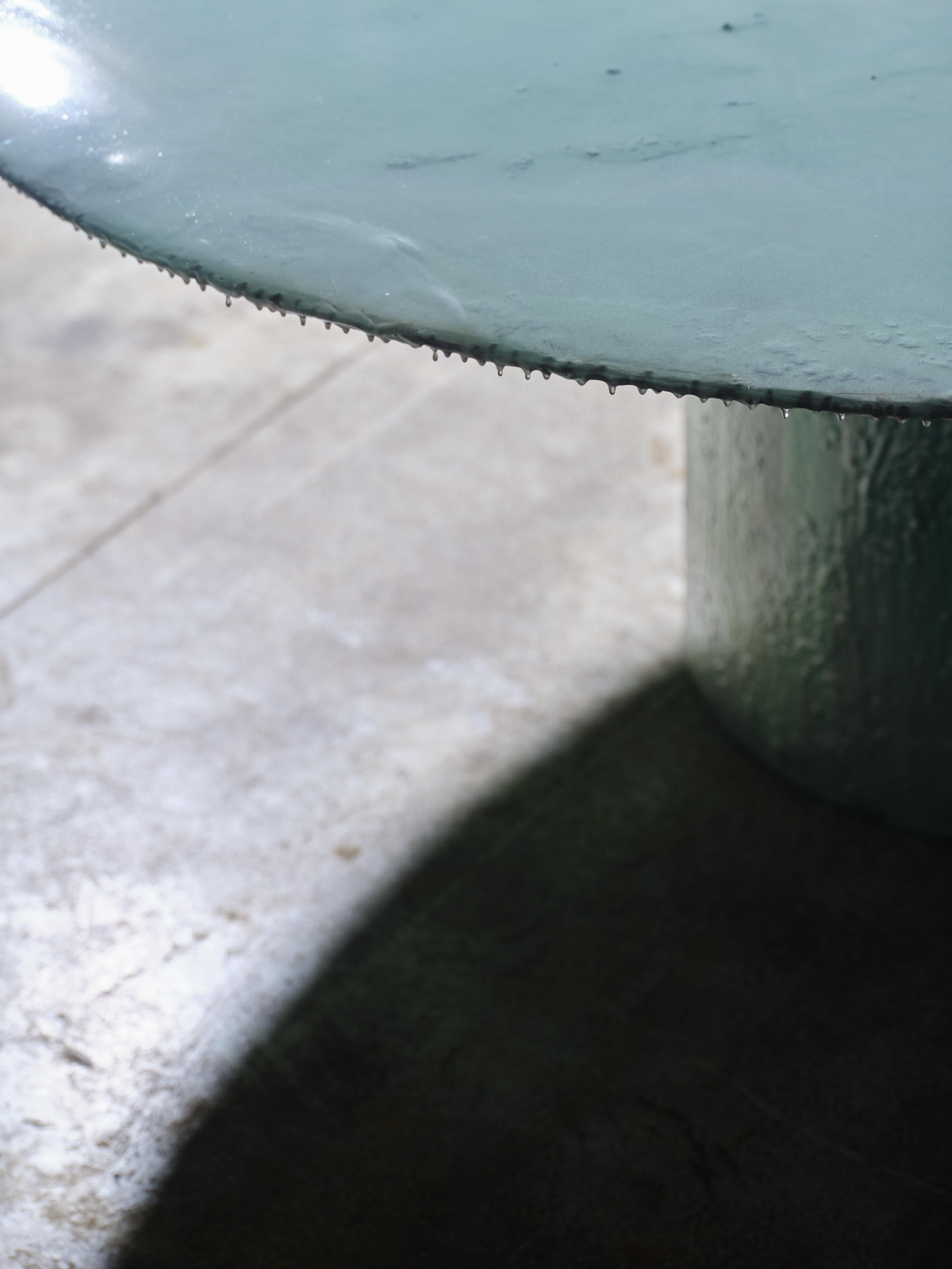 Table contemporaine unique Pacific Mist Table Neuf - En vente à 1204, CH