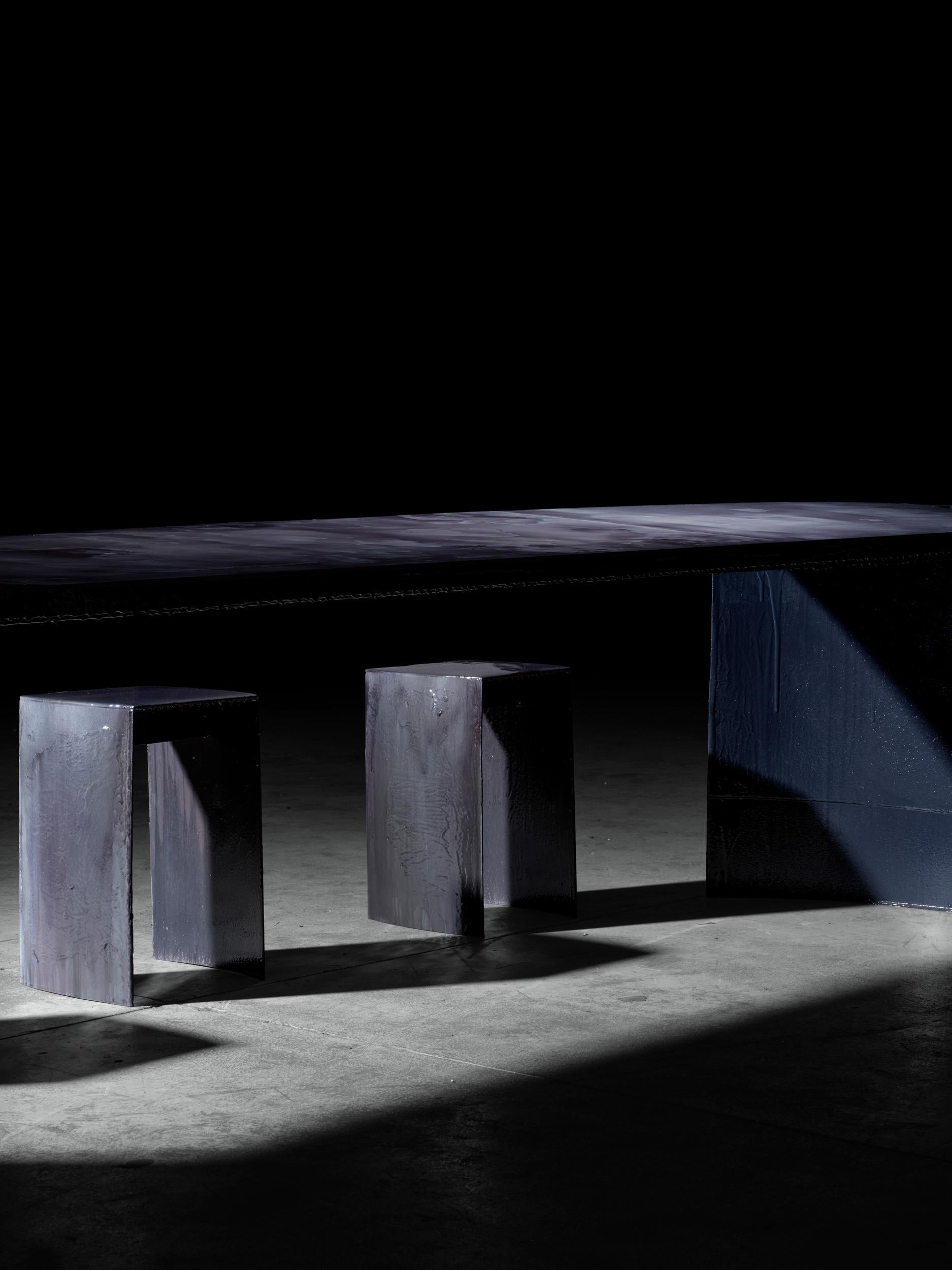 Table de salle à manger contemporaine unique en son genre Arsenic Fog en vente 4