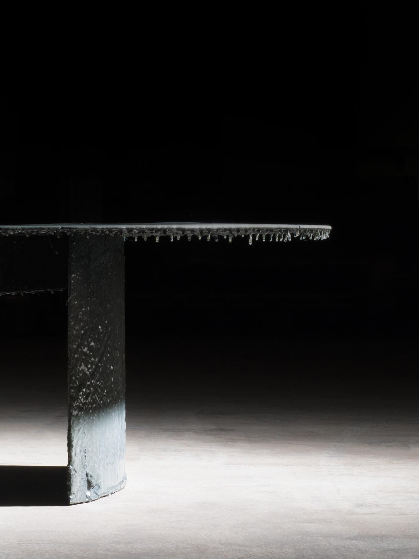 Acier Table basse contemporaine unique Dusty Shore en vente
