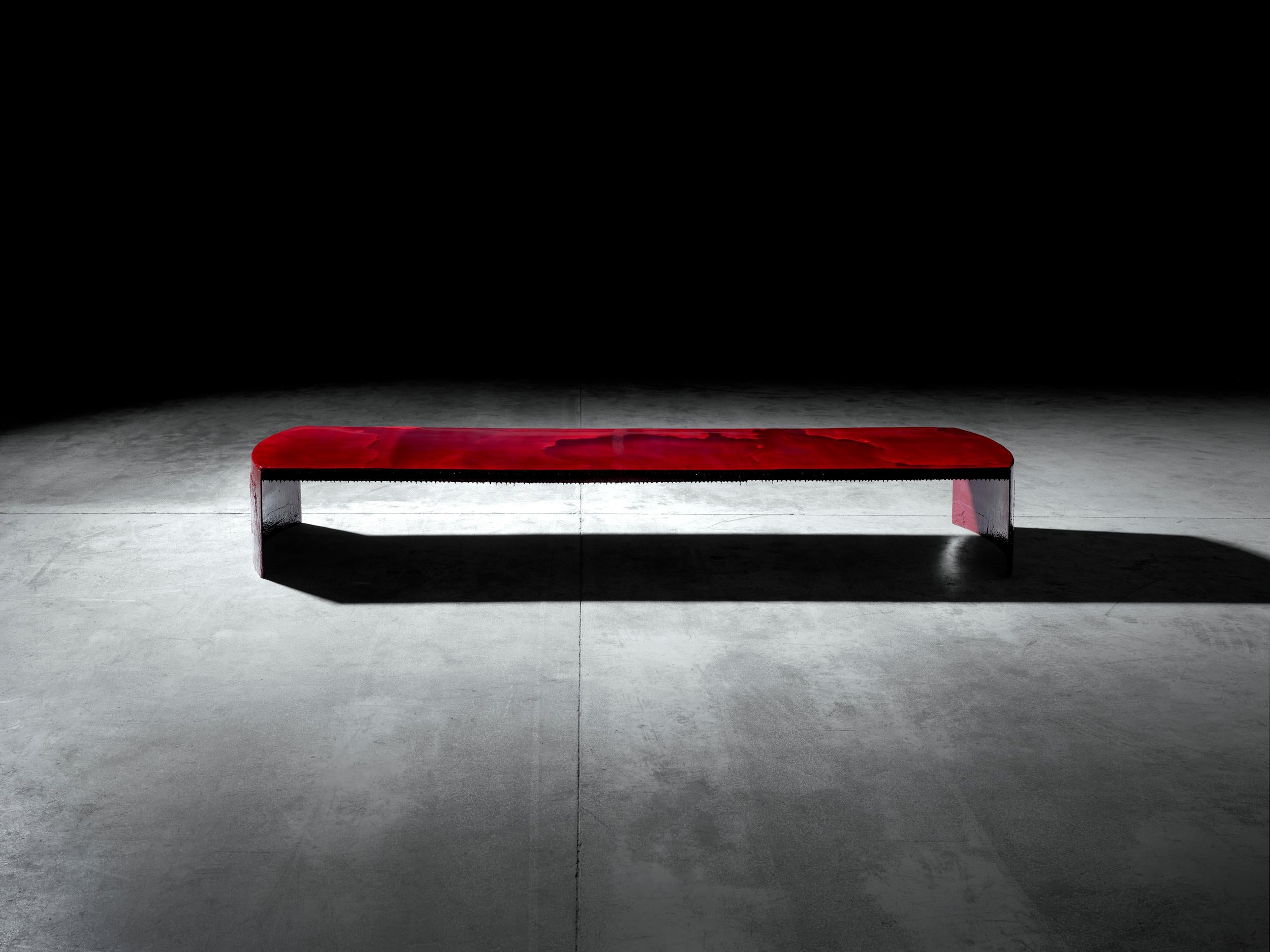 XXIe siècle et contemporain Table basse contemporaine unique Oxblood Waltz en vente