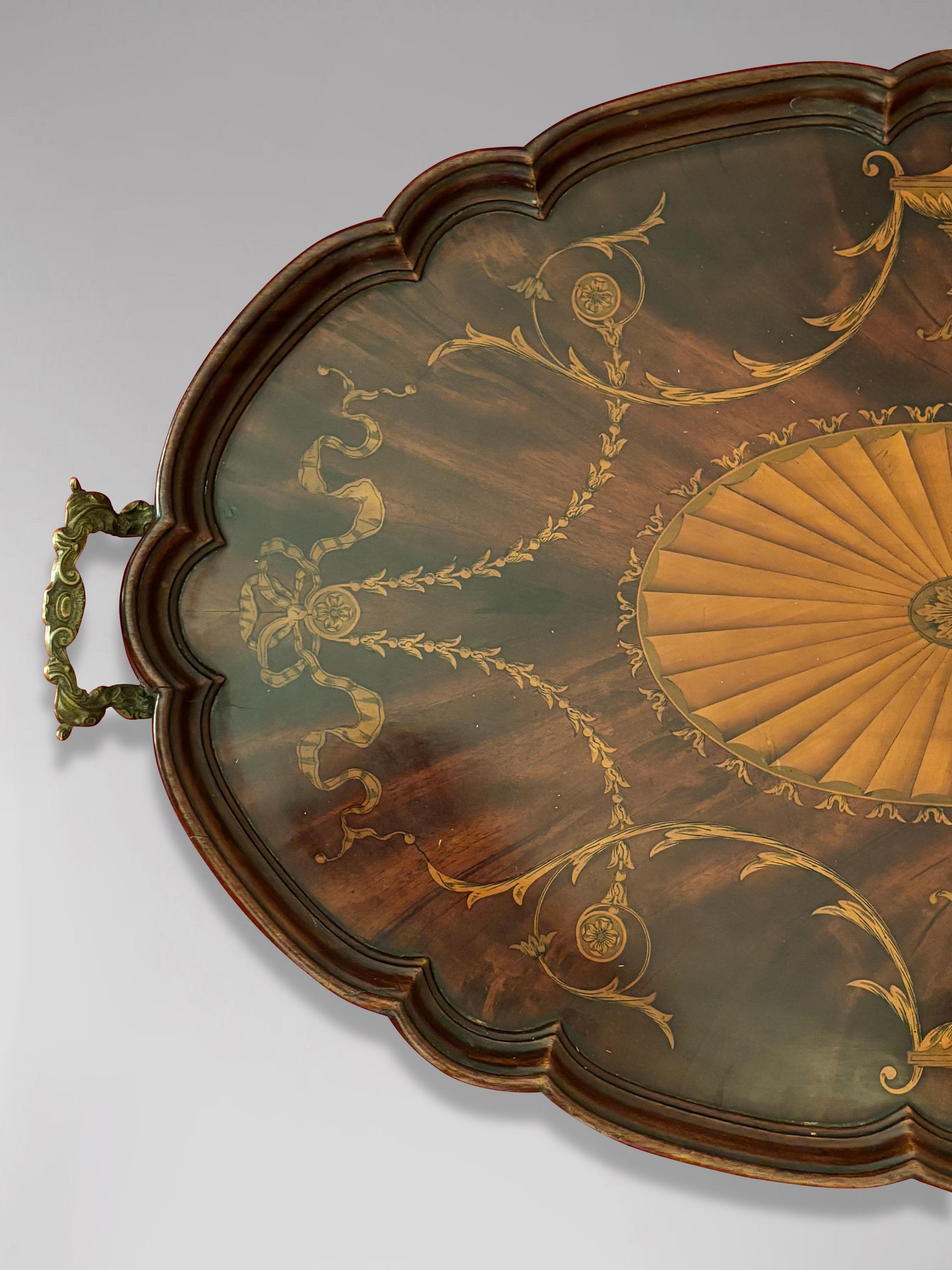 Frühes 20. Jahrhundert Edwardianisches Intarsien-Tablett in ovaler Form im Zustand „Gut“ im Angebot in Petworth,West Sussex, GB