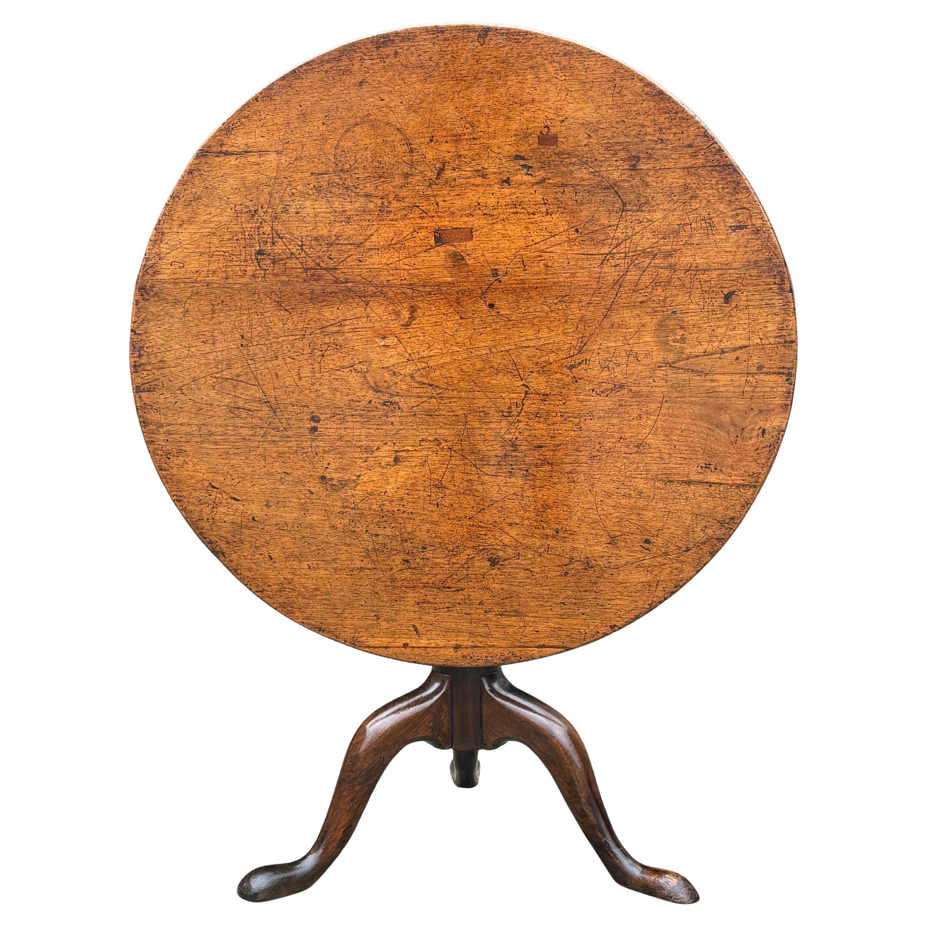 Mesa trípode de caoba del siglo XVIII, época de Jorge III en venta