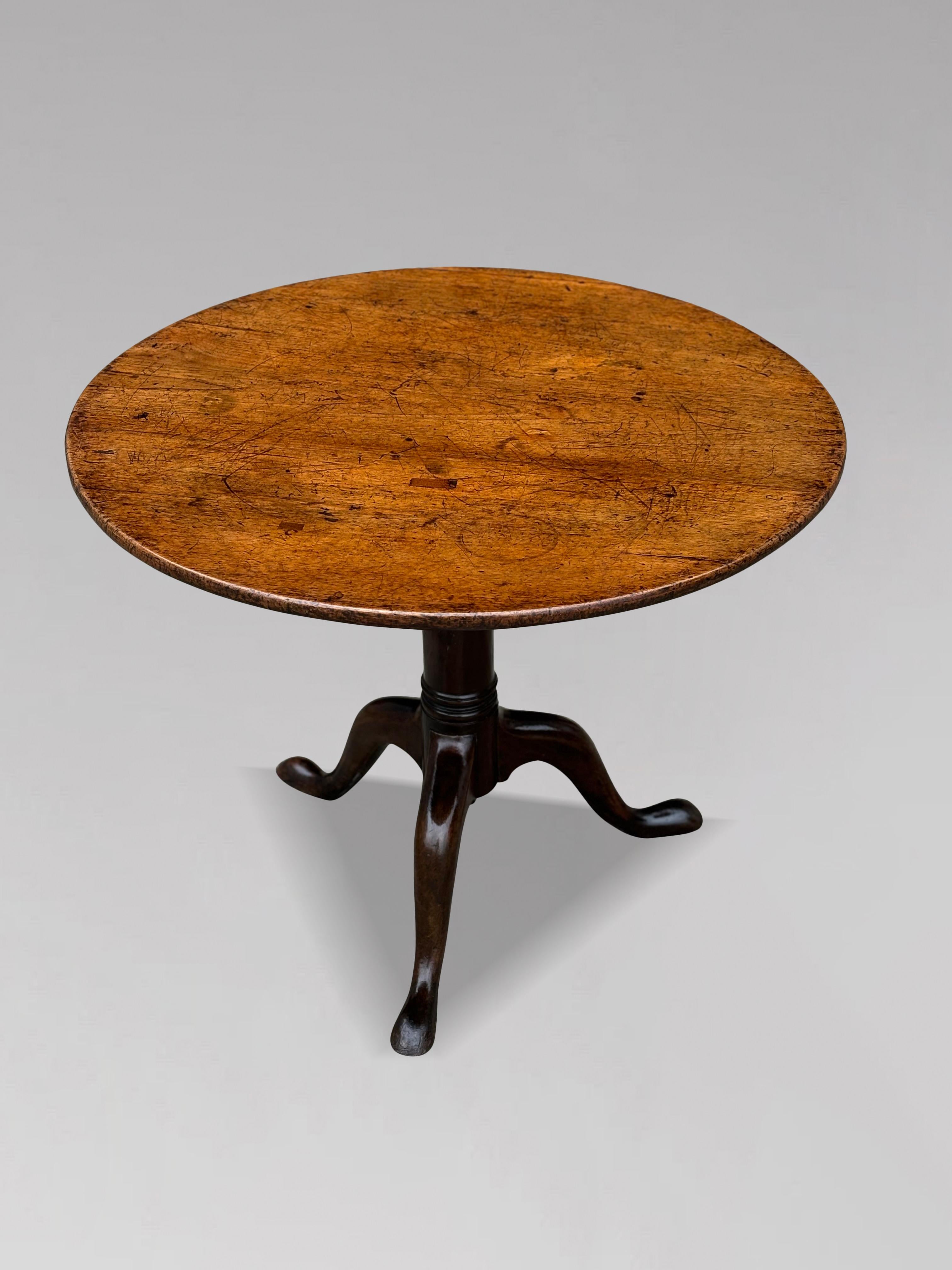 Mesa trípode de caoba del siglo XVIII, época de Jorge III Caoba en venta