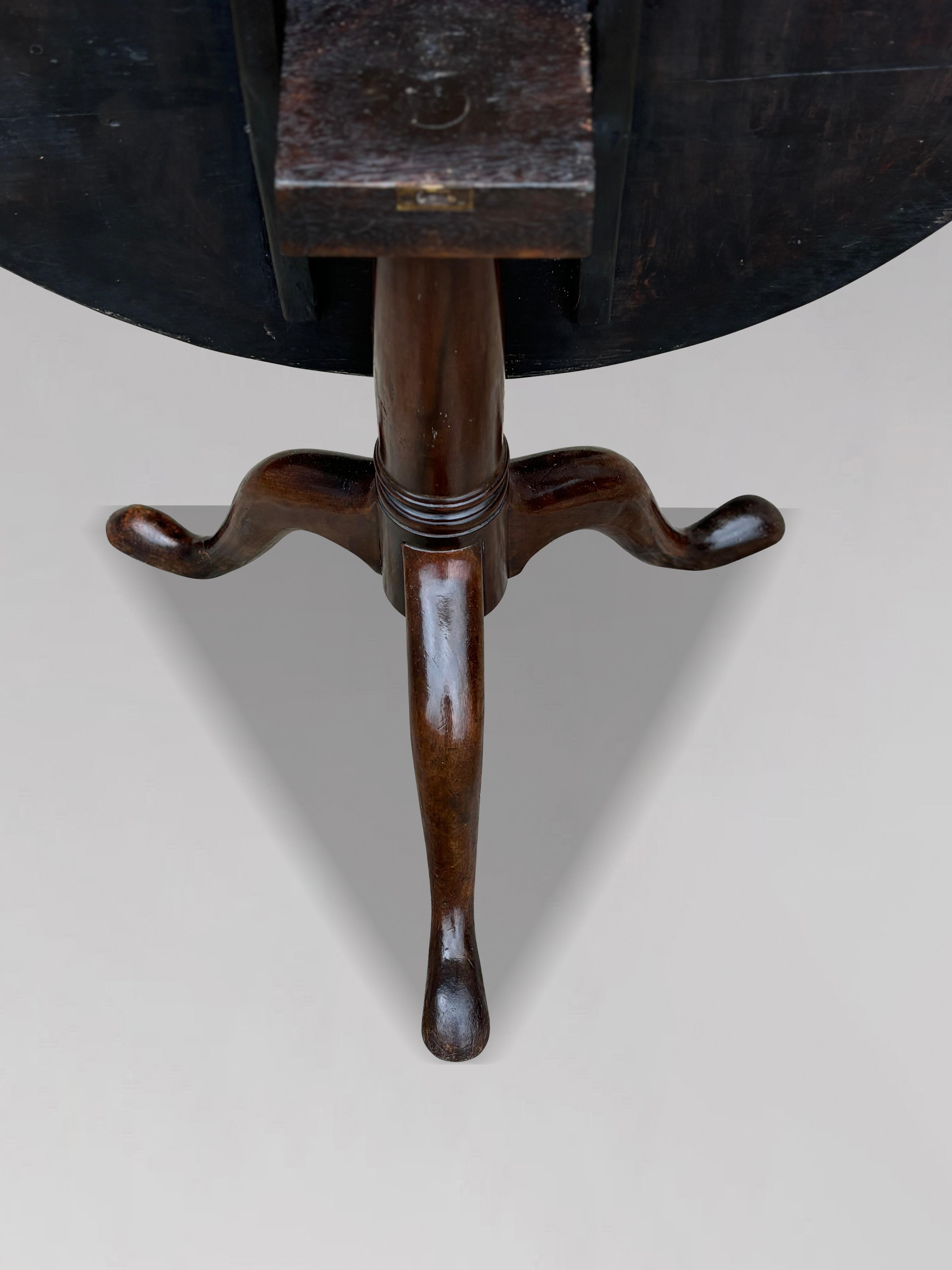 Mesa trípode de caoba del siglo XVIII, época de Jorge III en Bueno estado para la venta en Petworth,West Sussex, GB
