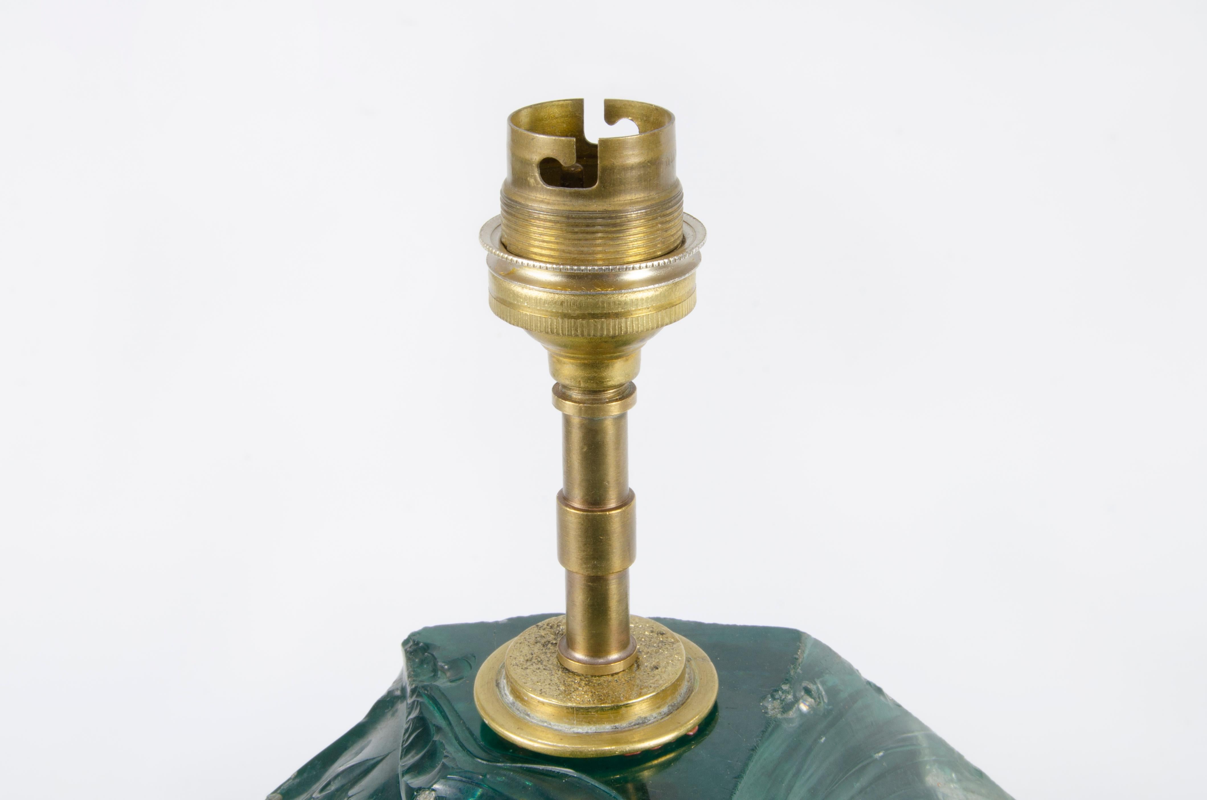 Green quartz lamp by Jean-Michel Frank In Good Condition For Sale In Ciudad Autónoma Buenos Aires, C