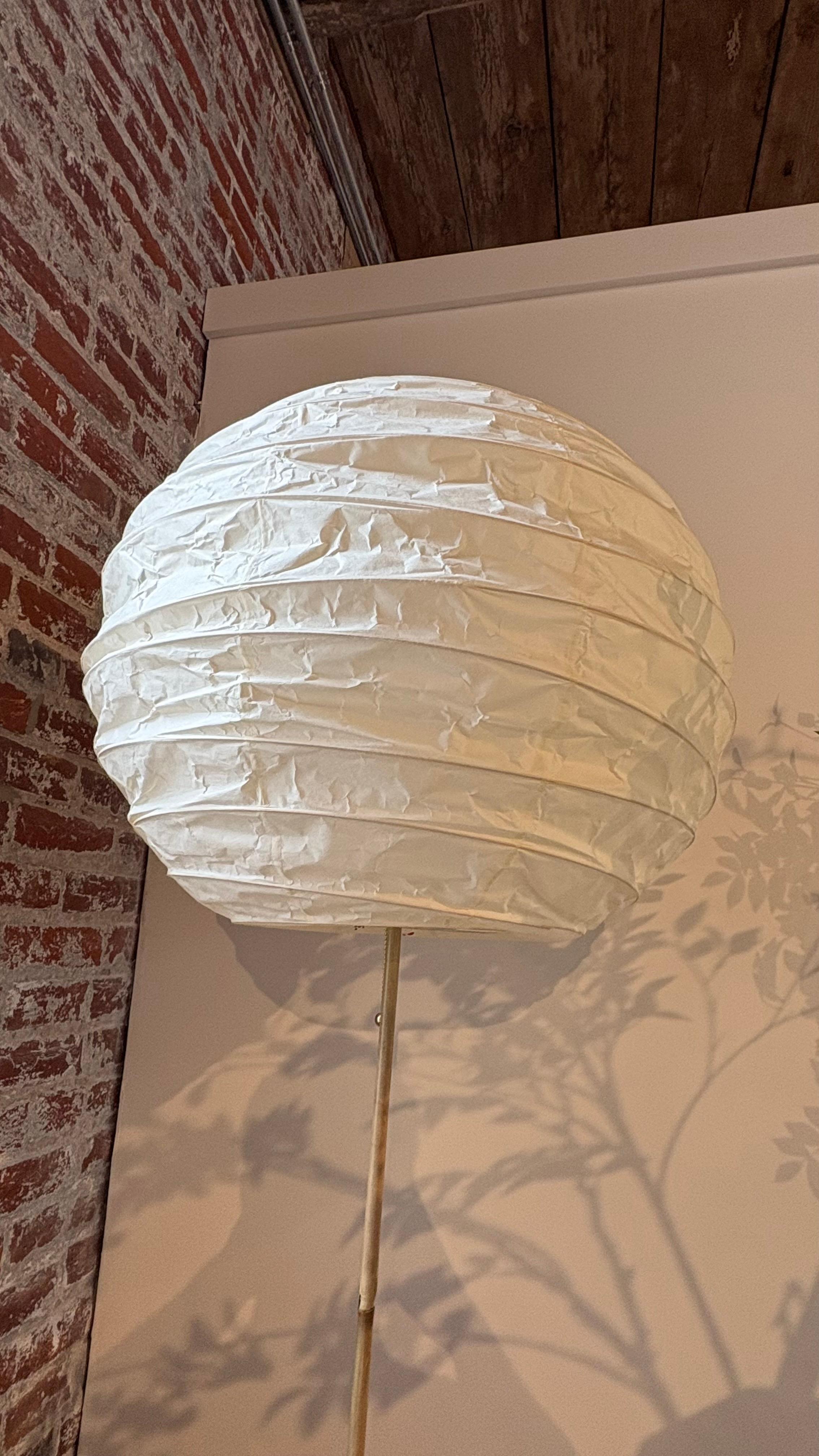 Isamu Noguchi Akari Lamp BB-3 55-D Bon état - En vente à Philadelphia, PA