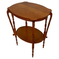 Early 1900's Victorian Quarter Sawn Oak Side Table With Shelf