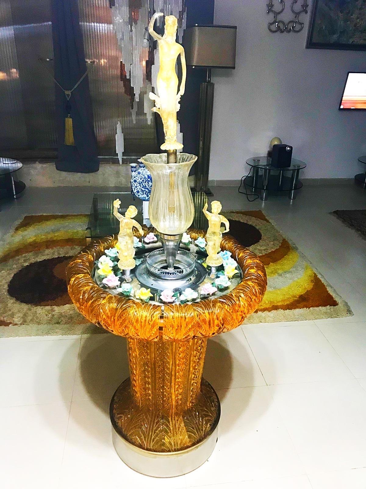 Fin du 20e siècle Fontaine en verre de Murano orangé avec Lights et eau unique , italie 1970 en vente