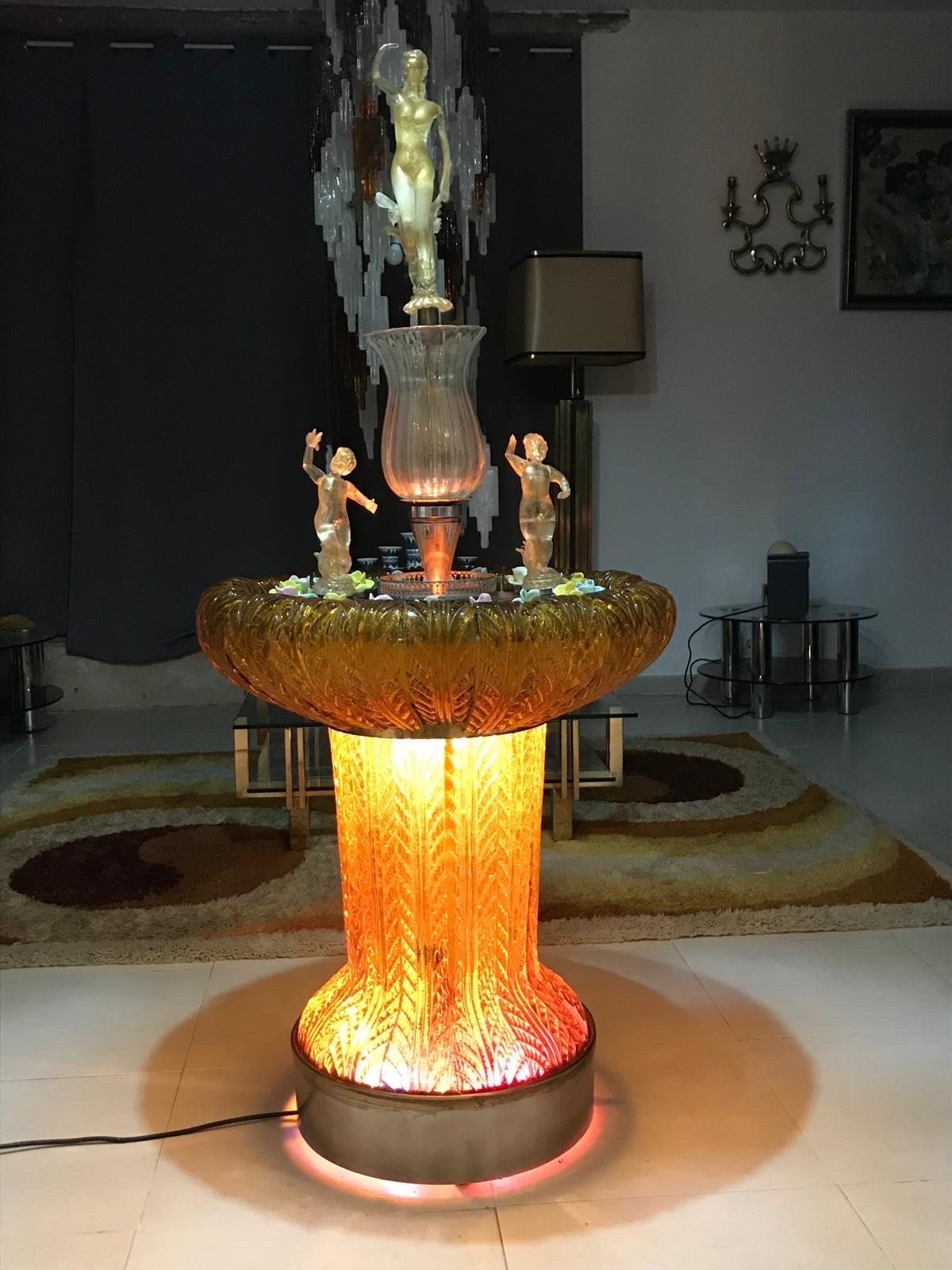Fontaine en verre de Murano orangé avec Lights et eau unique , italie 1970 en vente 8