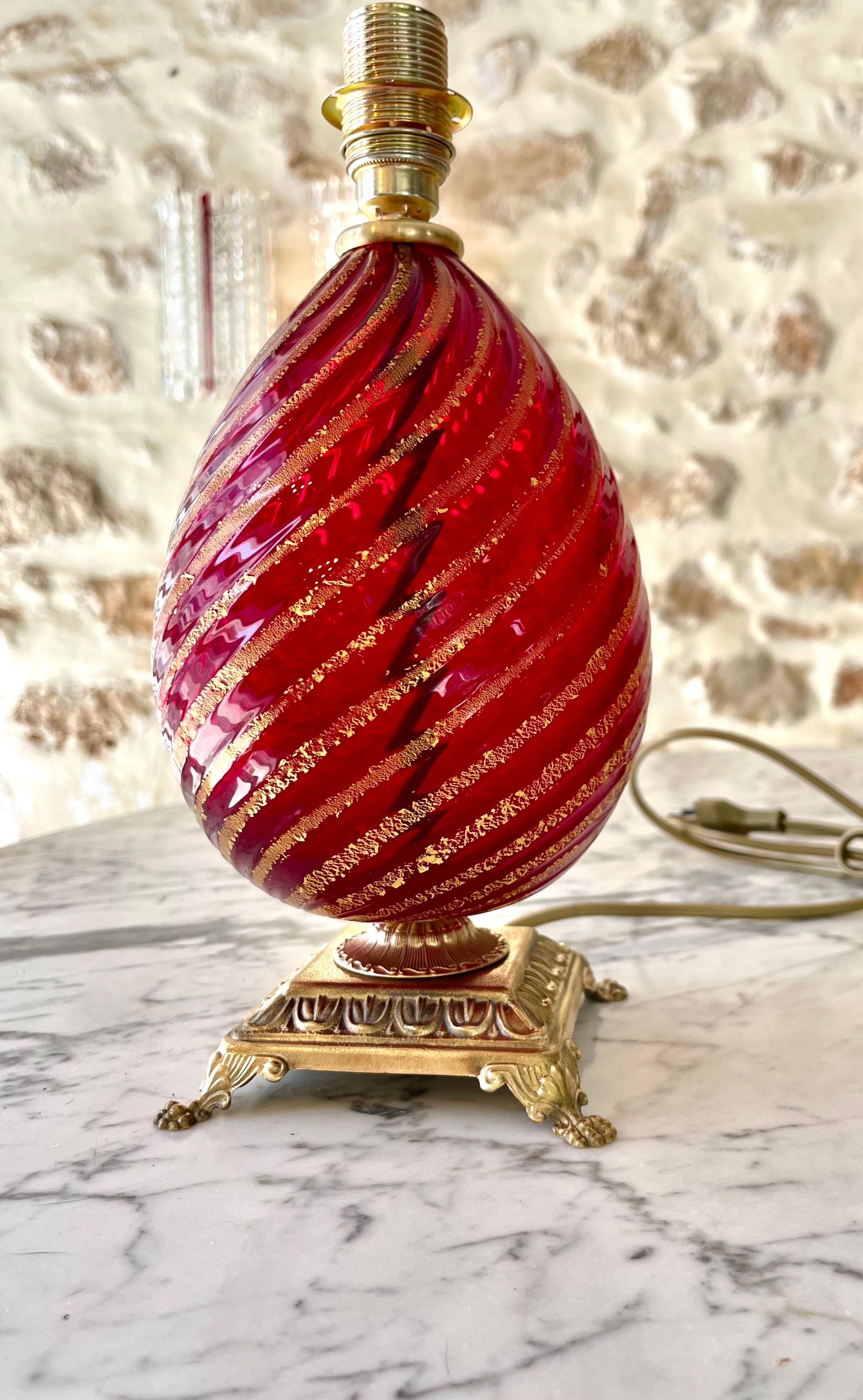 Mid-Century Modern Chic Glass murano rubis red Rigadin Murano Glass , Italie 1960 For Sale
