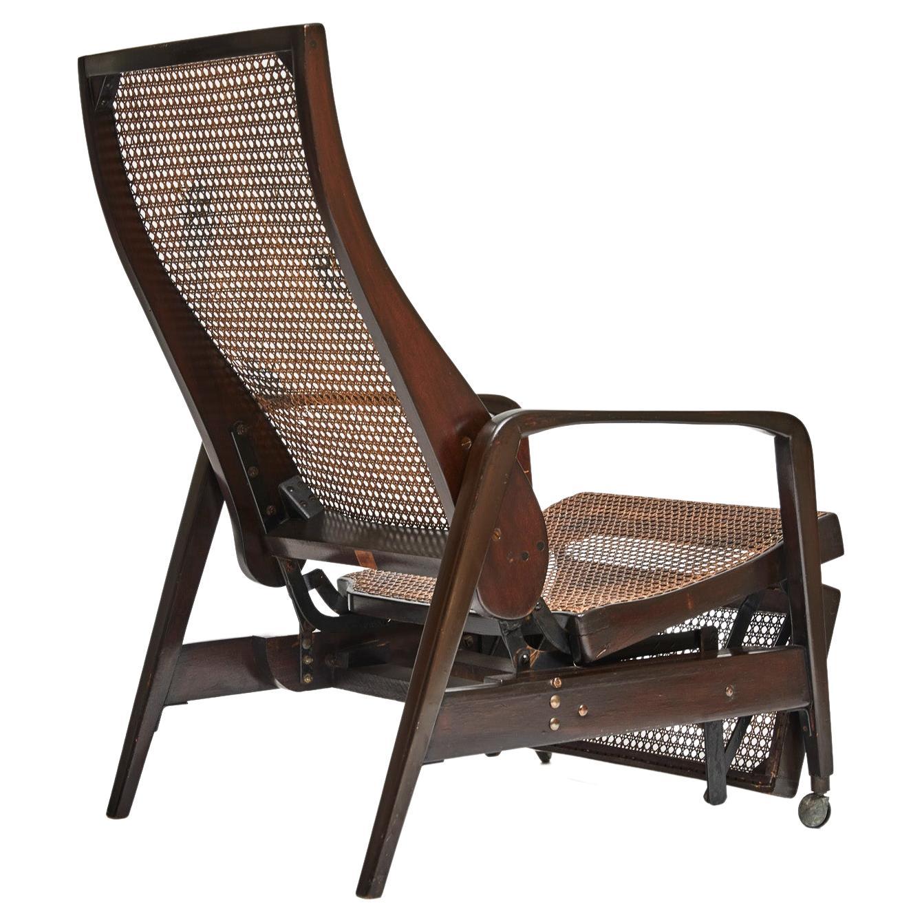 Moderne Sonnenterrasse-Sessel aus Hartholz und Schilfrohr von Walter Gerdau Brazil, Mitte des Jahrhunderts (Moderne der Mitte des Jahrhunderts) im Angebot