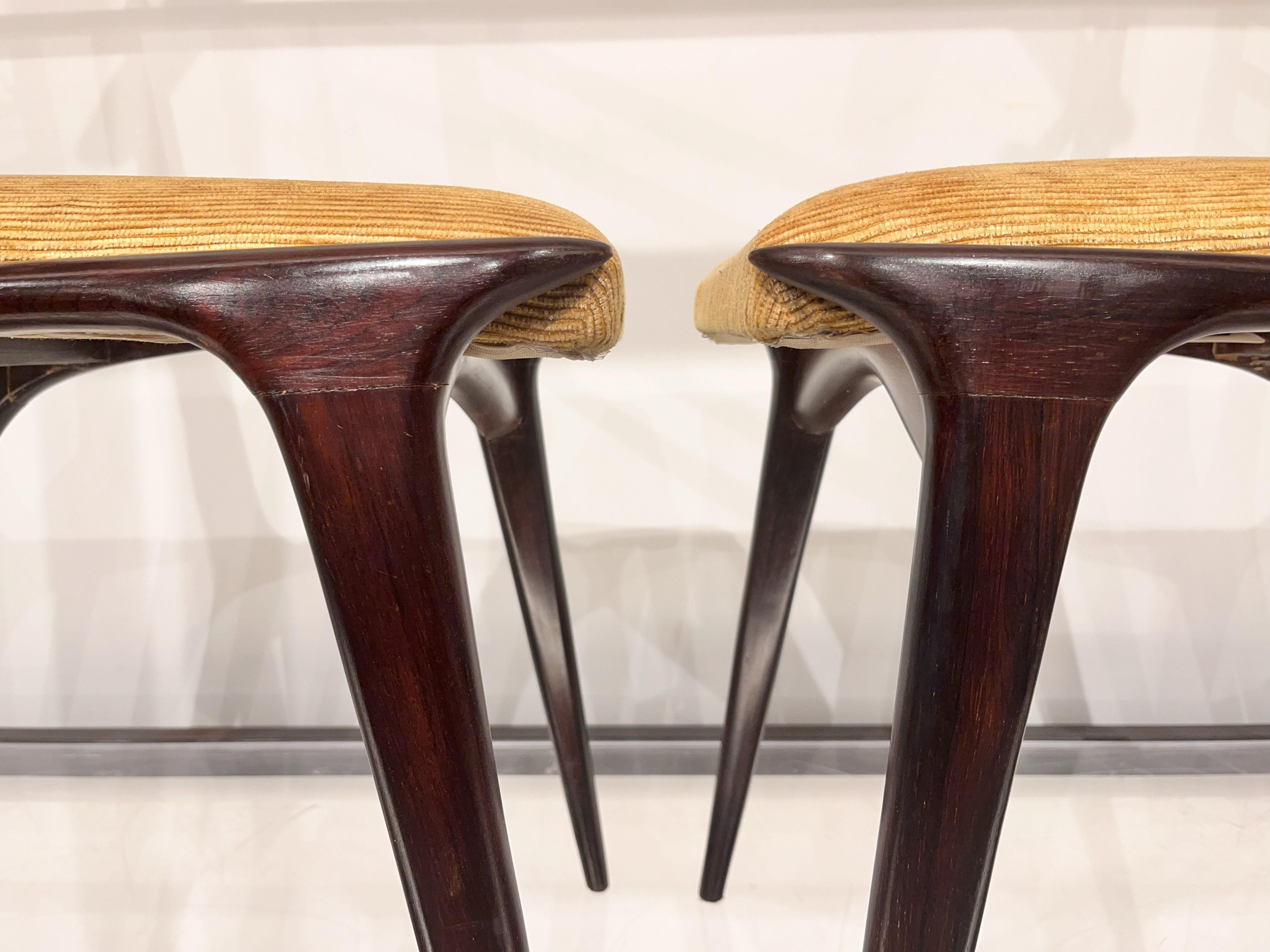 Mid-Century Modern Set of two Chairs in Hardwood & Beige Linen by Carlo Hauner 1
