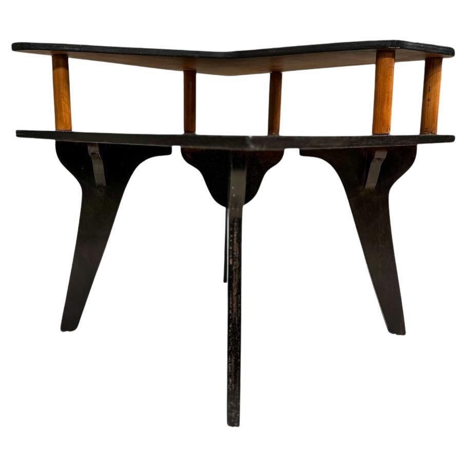 Tavolino nero di Jose Zanine Caldas, anni '50