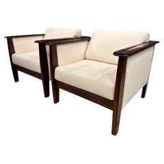 Pareja de sillones modernos de mediados de siglo en madera noble y bouclé, Fátima, c. 1960