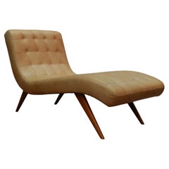 Sillón moderno brasileño en madera dura y polipiel crema, Desconocido, Años 50