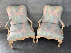 Una coppia di poltrone bergère in stile Regency di Palm Beach realizzate da Sherrill Furniture. C Anni '80