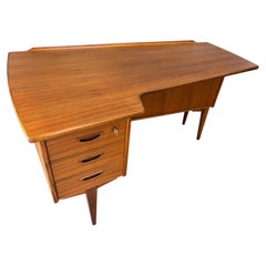 Scrivania Boomerang in teak in stile scandinavo Mid-Century Modern di Goren Strand. Circa anni '70