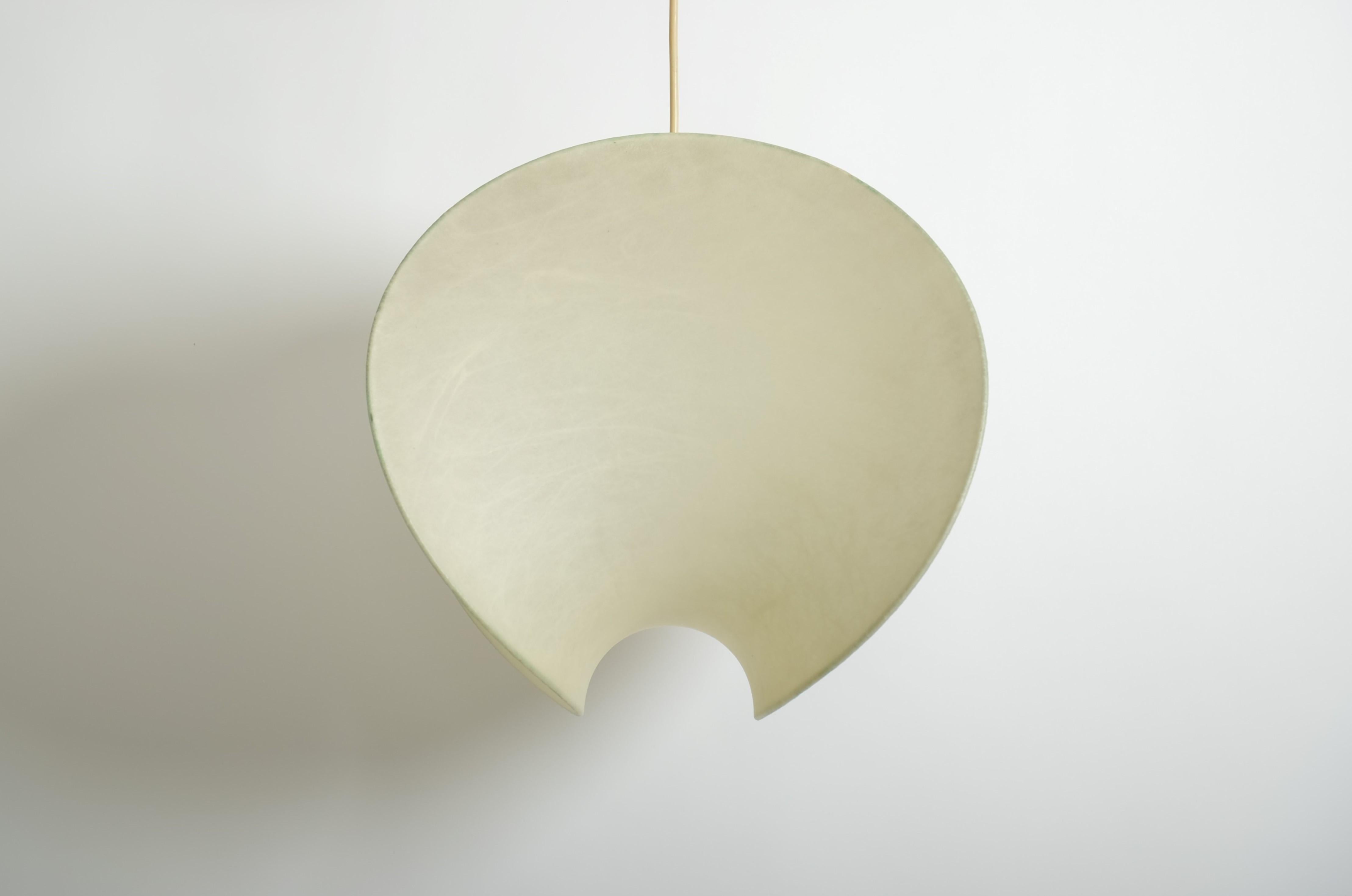 Lampada a sospensione a forma di bozzolo Orsa di Goldkant, Germania, metà del secolo 1960 In condizioni buone in vendita a München, BY