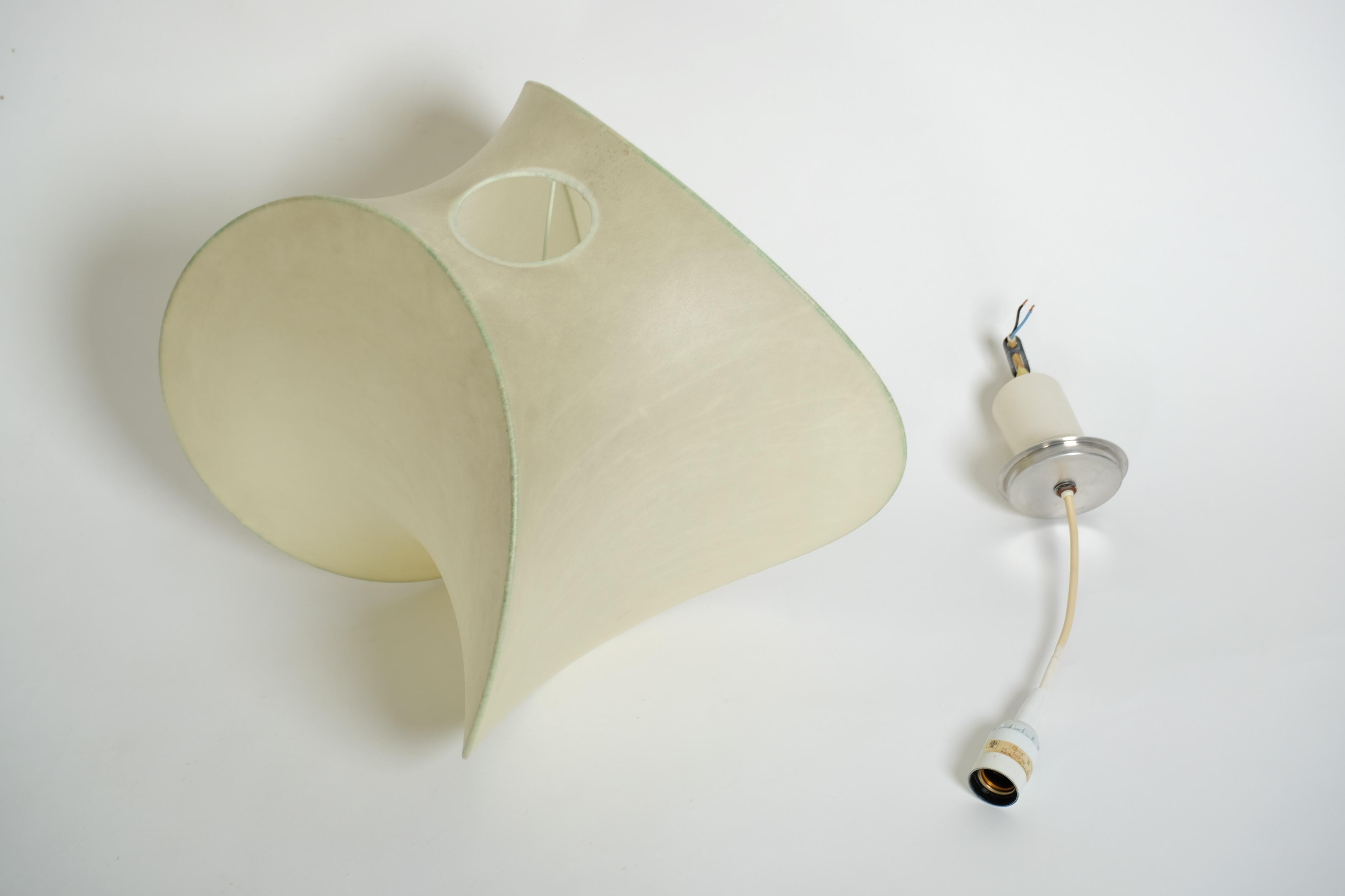 Lampada a sospensione a forma di bozzolo Orsa di Goldkant, Germania, metà del secolo 1960 in vendita 12