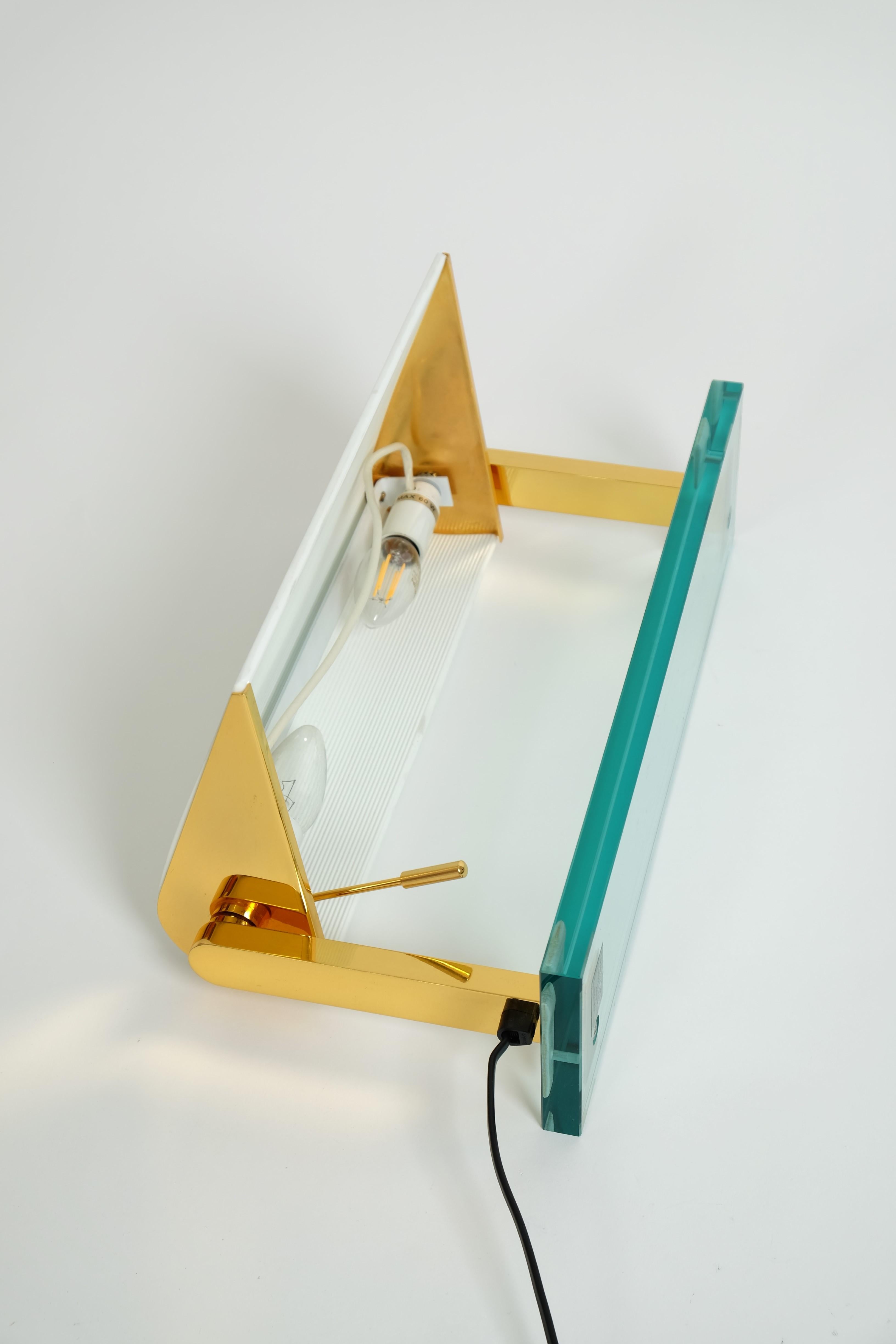 Lámpara de mesa de Pietro Chiesa para Fontana Arte Mod. 0836 Latón Vidrio, Italia en venta 11