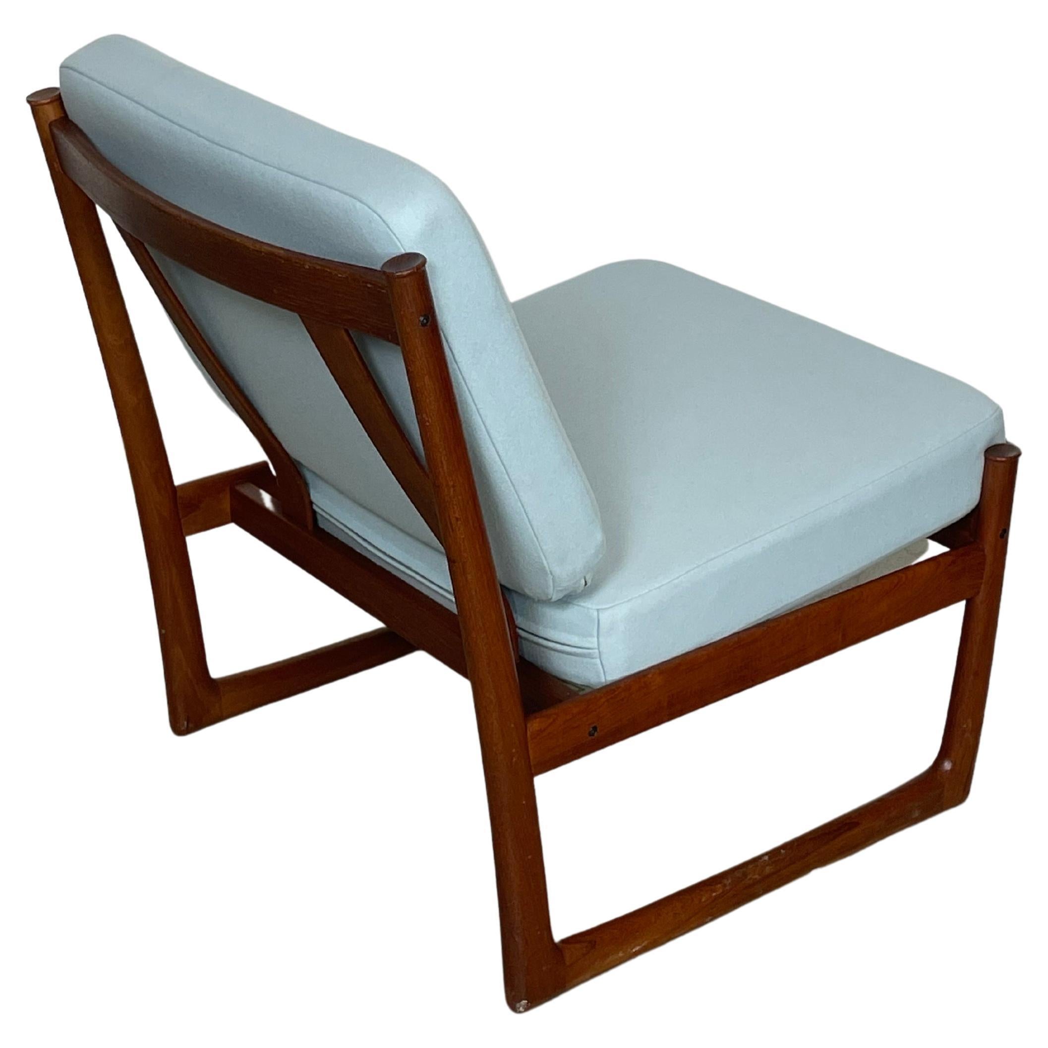 Dänischer Sessel aus Teakholz von Hvidt &  Mølgaard 1950er Jahre
