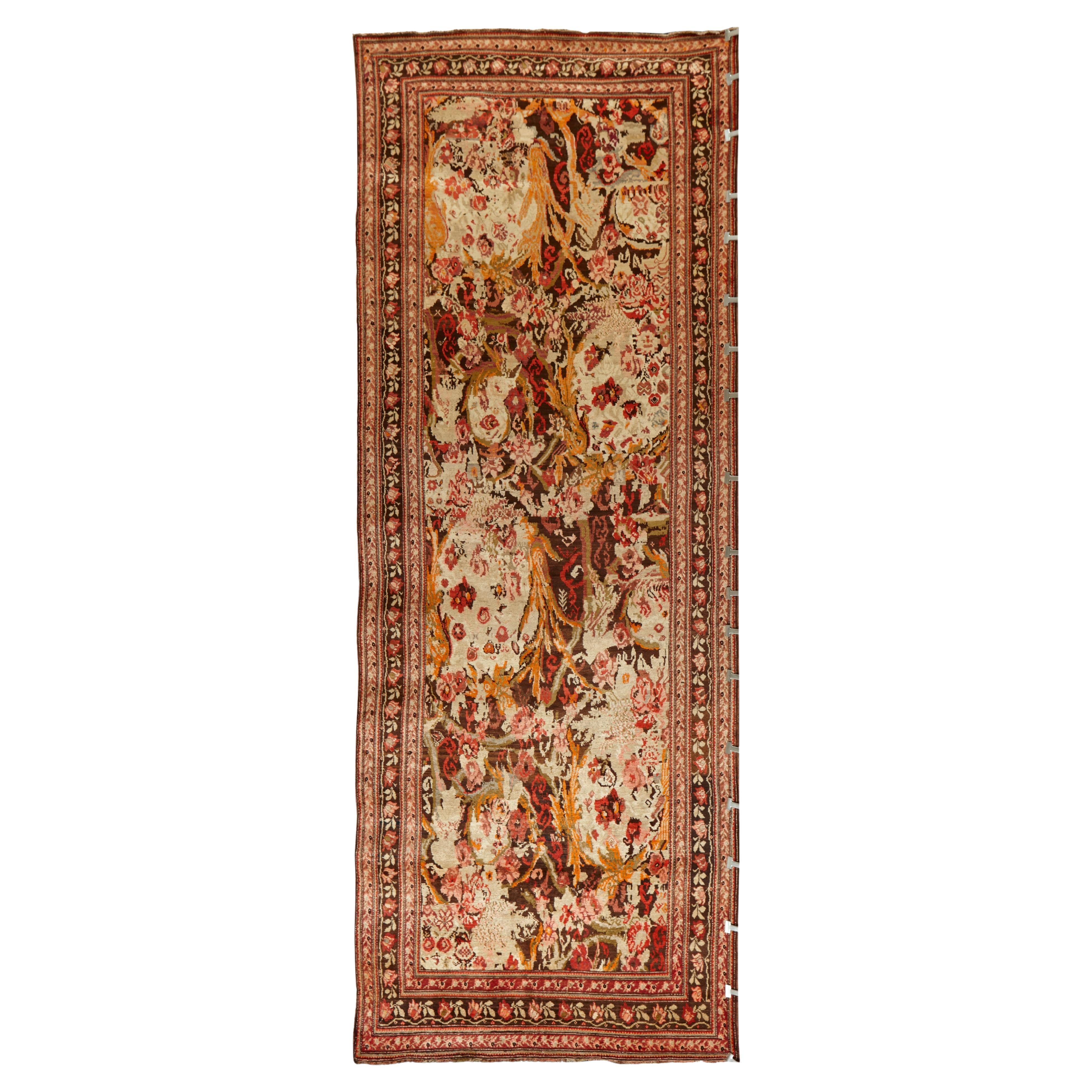 Floraler antiker Karabagh Gallery Teppich
