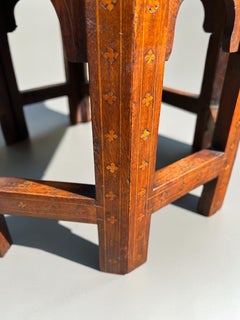 Mesa octogonal de estilo anglo-indio de Hoshiapur