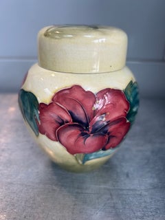 Moorcroft Vintage 5” High Hibiscus Ginger Jar With Lid, Stamped & original Label