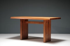 Table T14 en orme massif, par Pierre Chapo, France, années 1970
