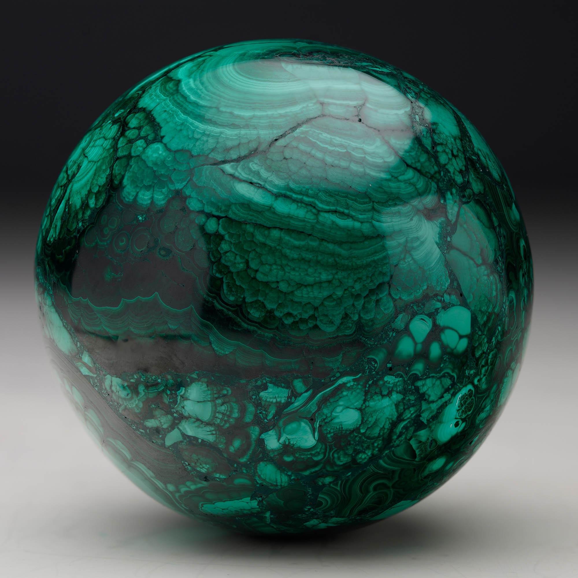 Contemporary Hand-Polished Solid 3.5