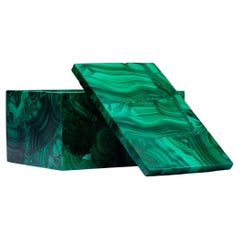 Éléphant en malachite sculpté à la main