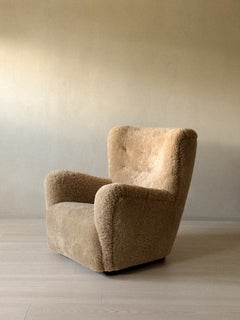 Ein dänischer Lounge-Sessel aus Schafsfell, Dänemark, um die 1940er Jahre