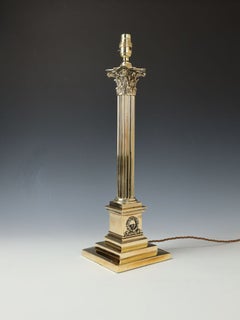 Fine Victorian Brass Corinthian Column Table Lamp with Twin Laurel Wreath Decora