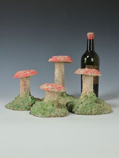Vierer-Set bemalter Beton-Fliegenpilz-Skulpturen im Stil der französischen Volkskunst, ca. 1950–1970