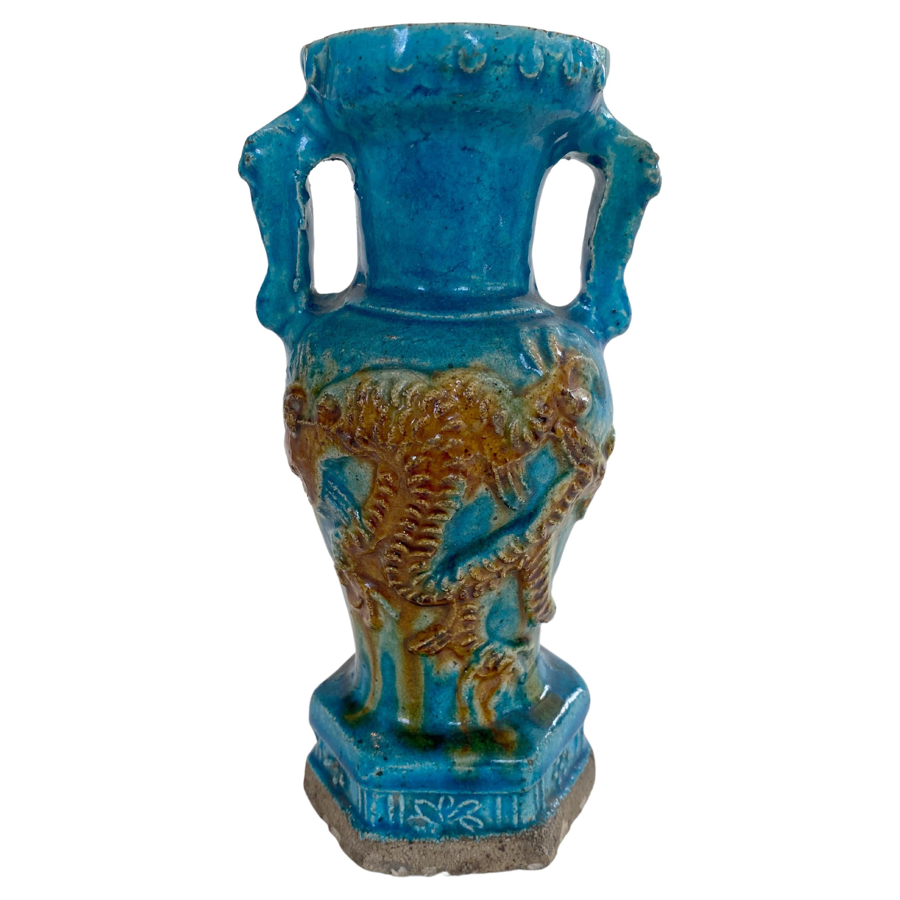 Ming Dynasty Vase with Vibrant Turquoise Glaze For Sale