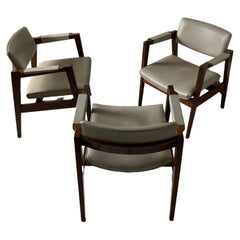 Vintage Set of 3 Gunlocke Walnut Dinning Chairs in Rare Olive Naugahyde Upholstery